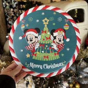 Disney Embossed Metal Round - B